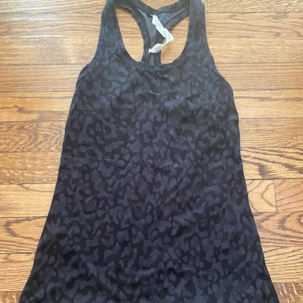 Lululemon athletic tank